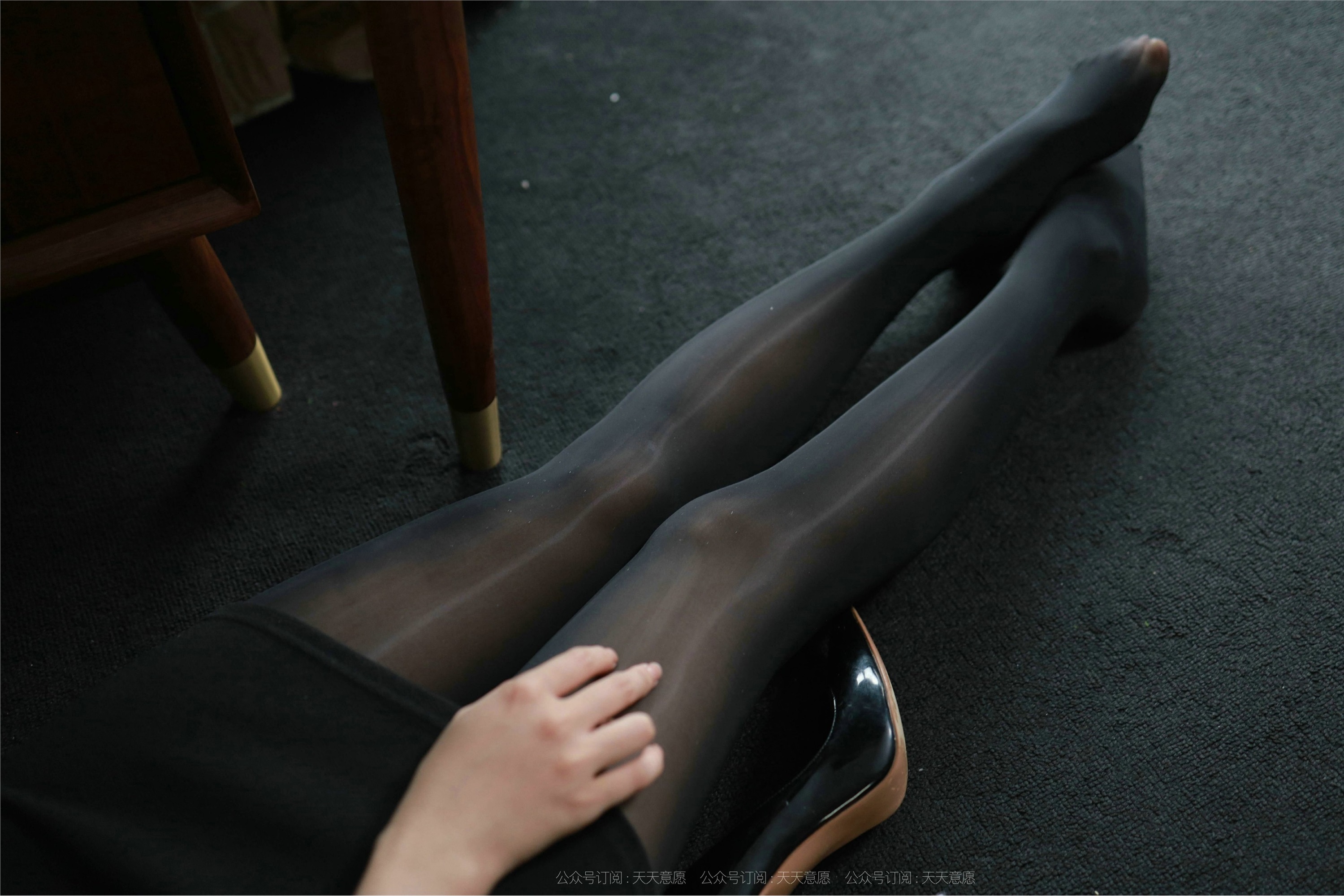 IESS异思趣向  2021.08.27 丝享家902：婉苹《暗夜里的制服》